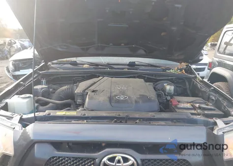 2015 Toyota Tacoma Base V6 из США, поврежденный, VIN 3TMLU4EN0FM171849